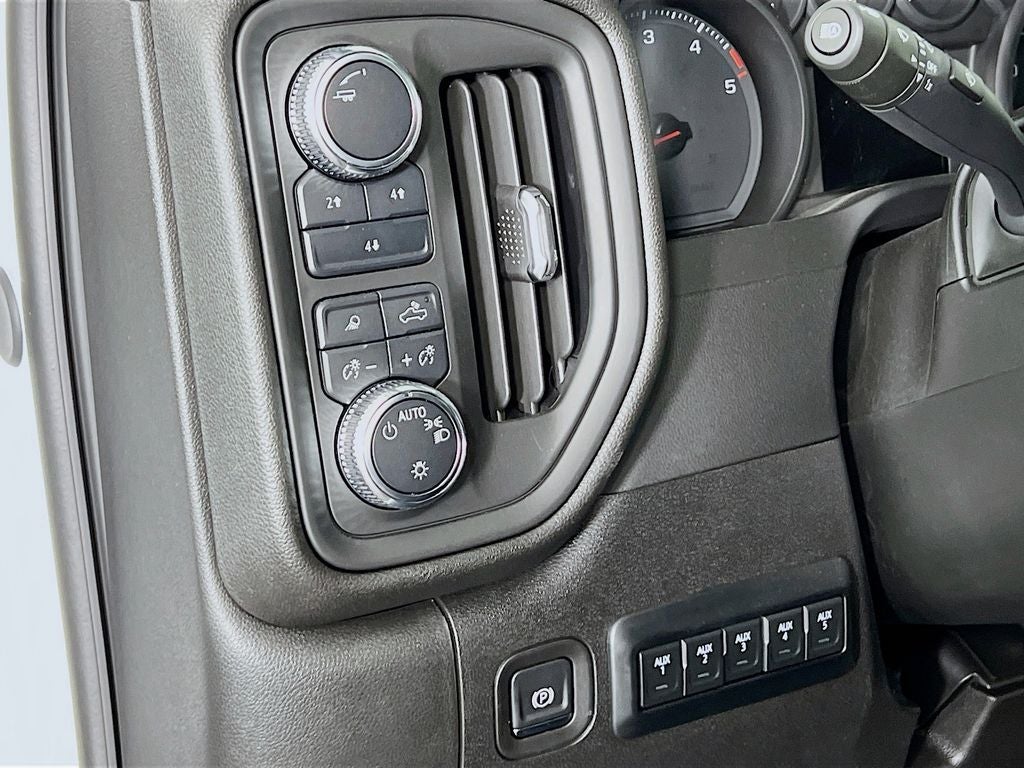 2025 GMC Sierra 2500HD Pro