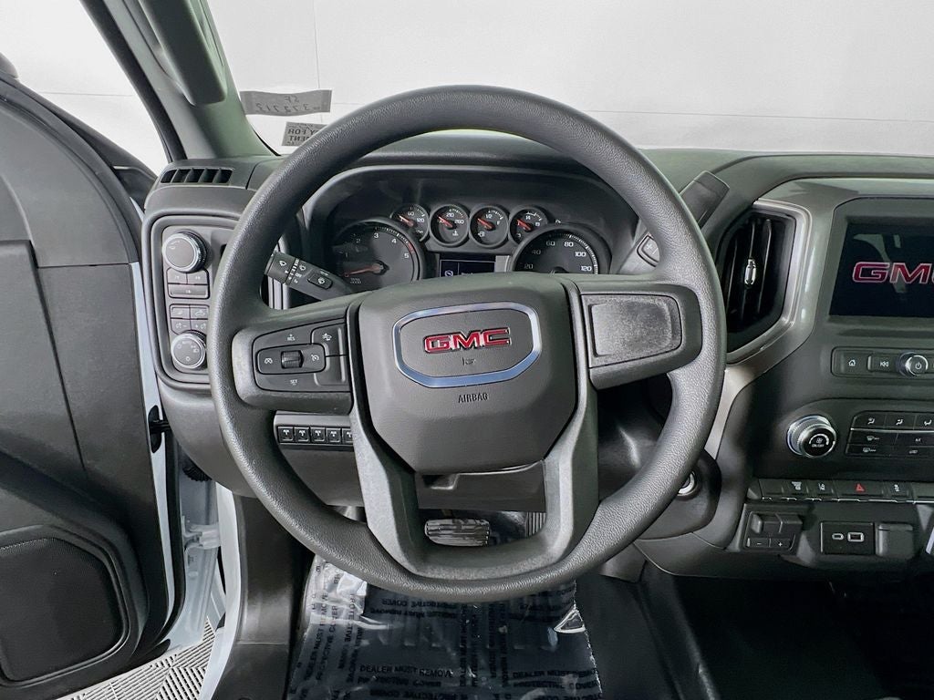 2025 GMC Sierra 2500HD Pro