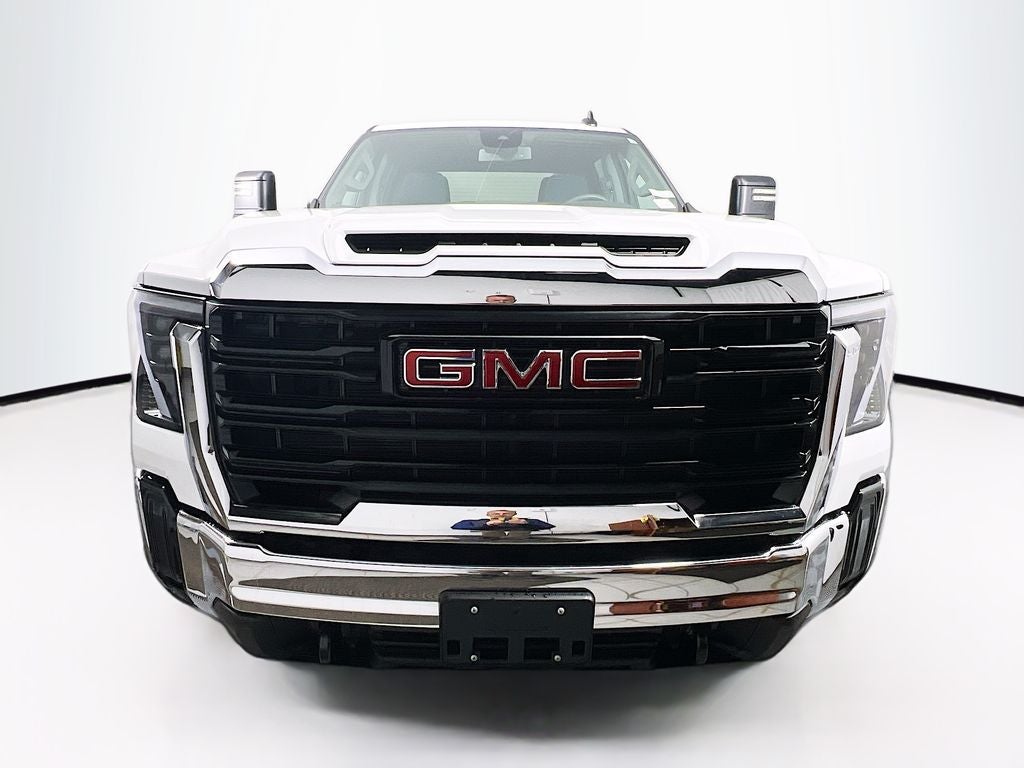 2025 GMC Sierra 2500HD Pro