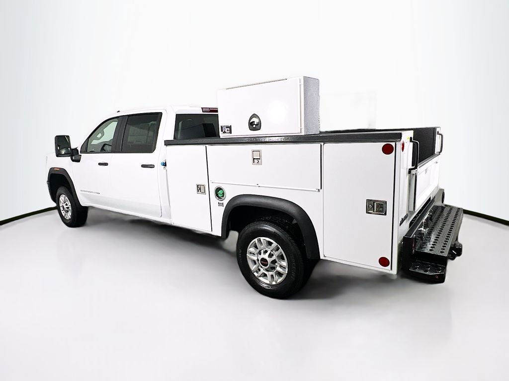 2025 GMC Sierra 2500HD Pro