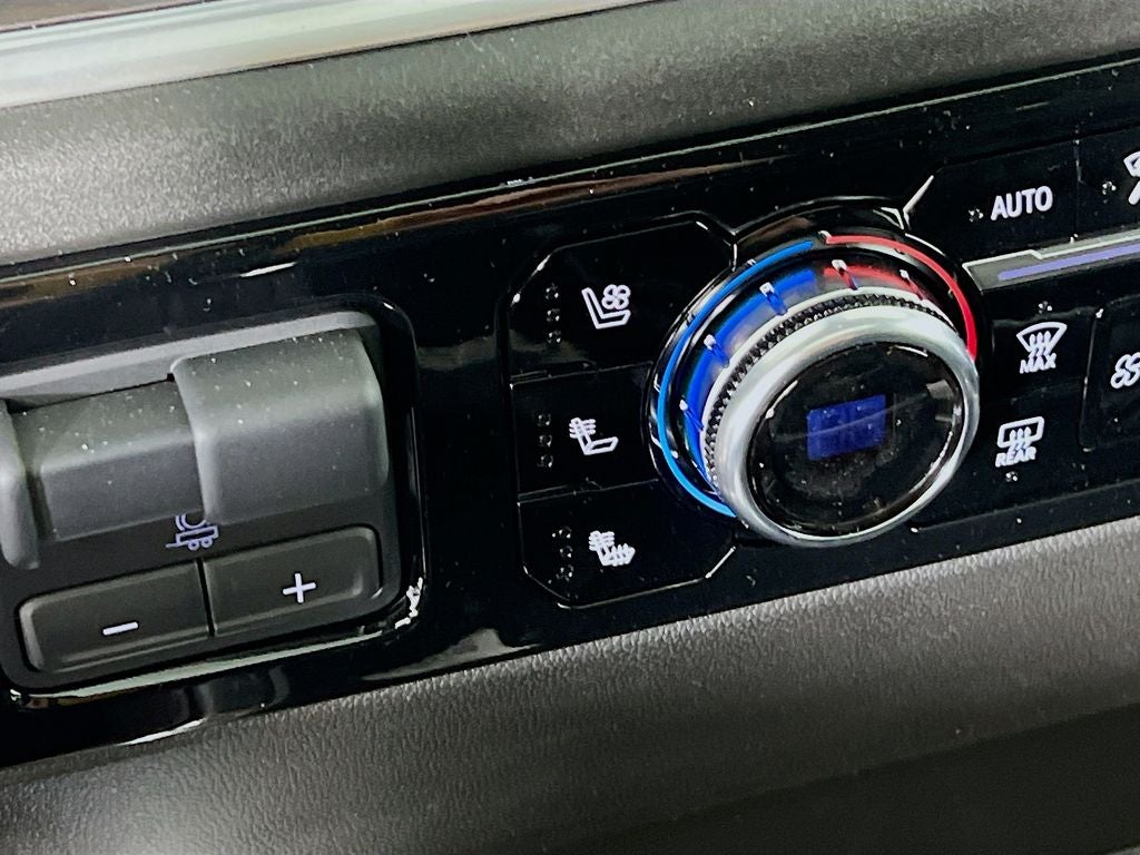 2025 GMC Sierra 2500HD SLT