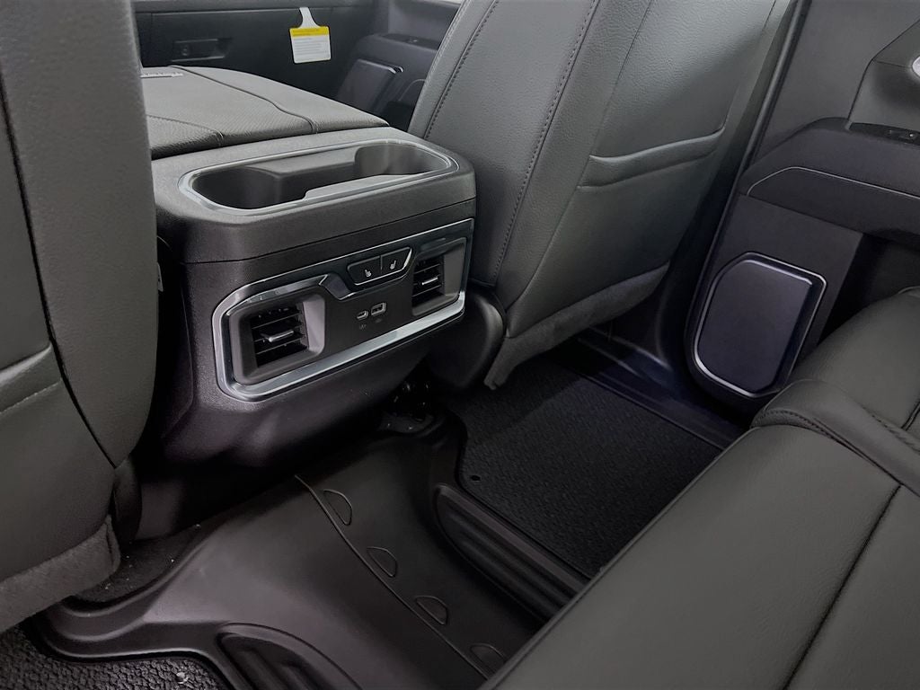 2026 GMC Sierra 2500HD Denali