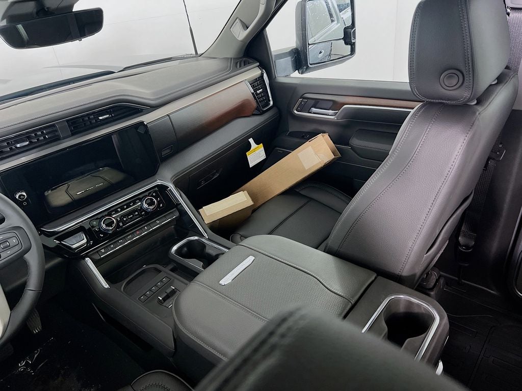 2026 GMC Sierra 3500HD Denali