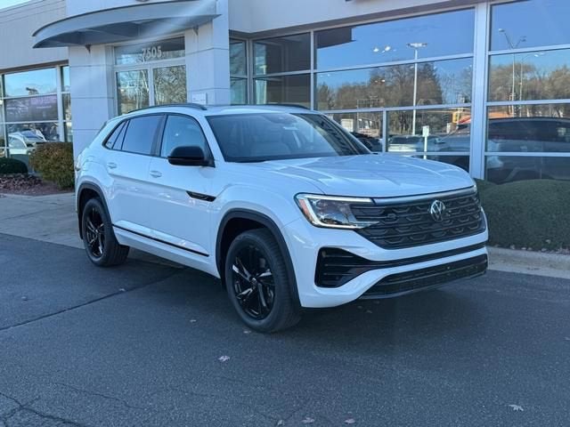 2026 Volkswagen Atlas Cross Sport 2.0T SEL R-Line Black