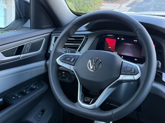 2026 Volkswagen Atlas Cross Sport 2.0T SEL R-Line Black