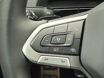 2026 Volkswagen Atlas Cross Sport 2.0T SEL R-Line Black