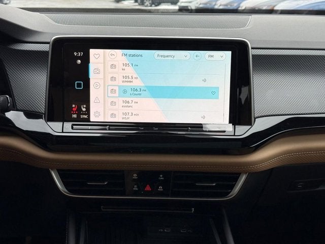 2026 Volkswagen Atlas Cross Sport 2.0T SEL R-Line Black