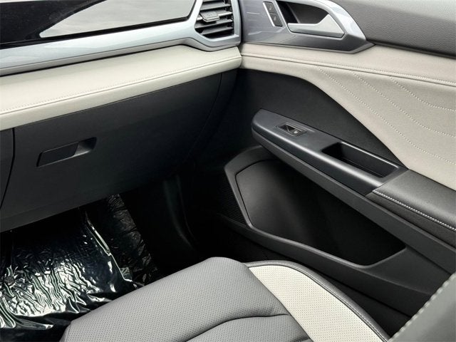 2025 Volkswagen Taos SEL