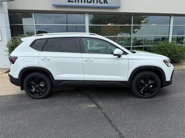 2025 Volkswagen Taos SEL