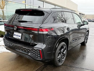 2026 Volkswagen Tiguan SE R-Line Black