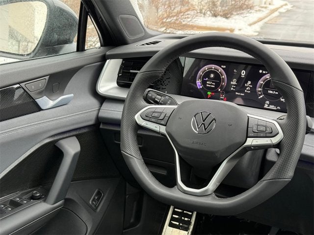 2026 Volkswagen Tiguan SE R-Line Black