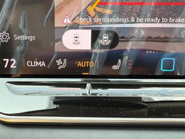 2025 Volkswagen Tiguan SE