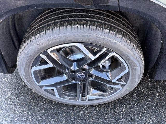 2026 Volkswagen Tiguan SEL R-Line Turbo