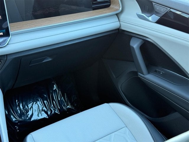 2026 Volkswagen Tiguan SEL R-Line Turbo