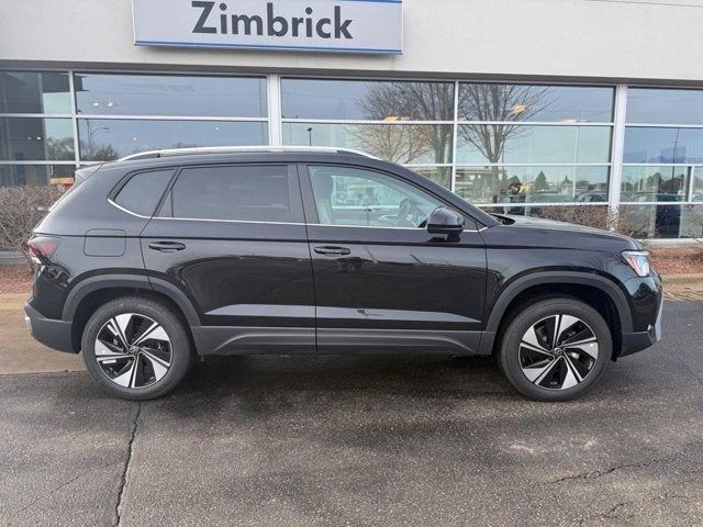 2026 Volkswagen Taos SE