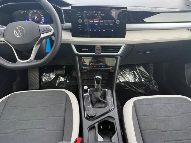 2026 Volkswagen Taos SE