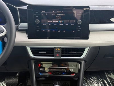 2026 Volkswagen Taos SE