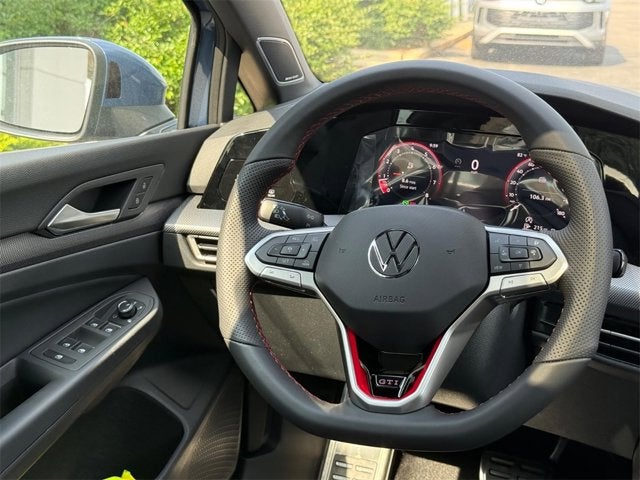 2025 Volkswagen Golf GTI SE