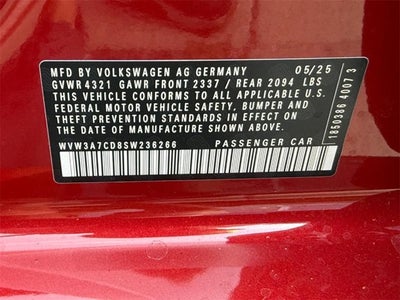 2025 Volkswagen Golf GTI SE