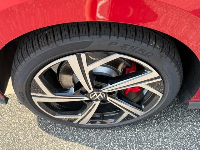 2025 Volkswagen Golf GTI SE