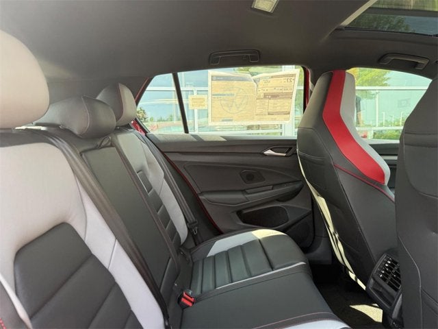 2025 Volkswagen Golf GTI SE