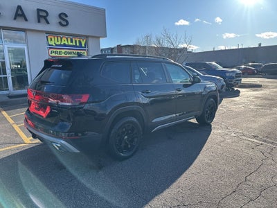 2025 Volkswagen Atlas 2.0T Peak Edition