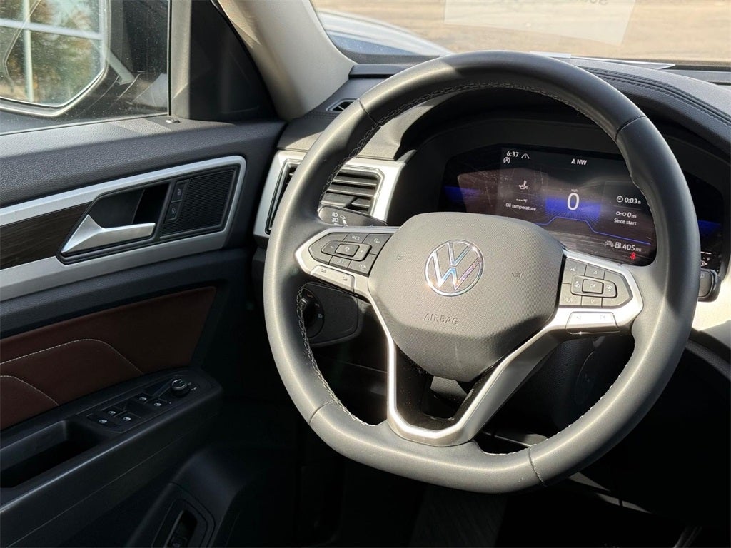 2022 Volkswagen Atlas 3.6L V6 SE w/Technology