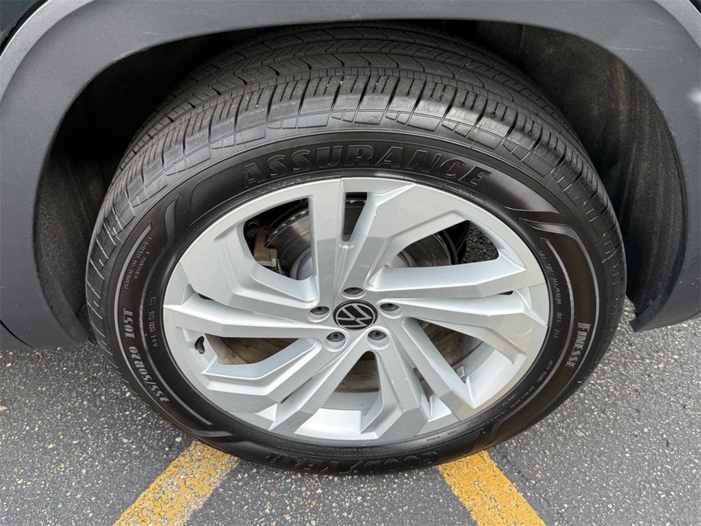 2022 Volkswagen Atlas 3.6L V6 SE w/Technology