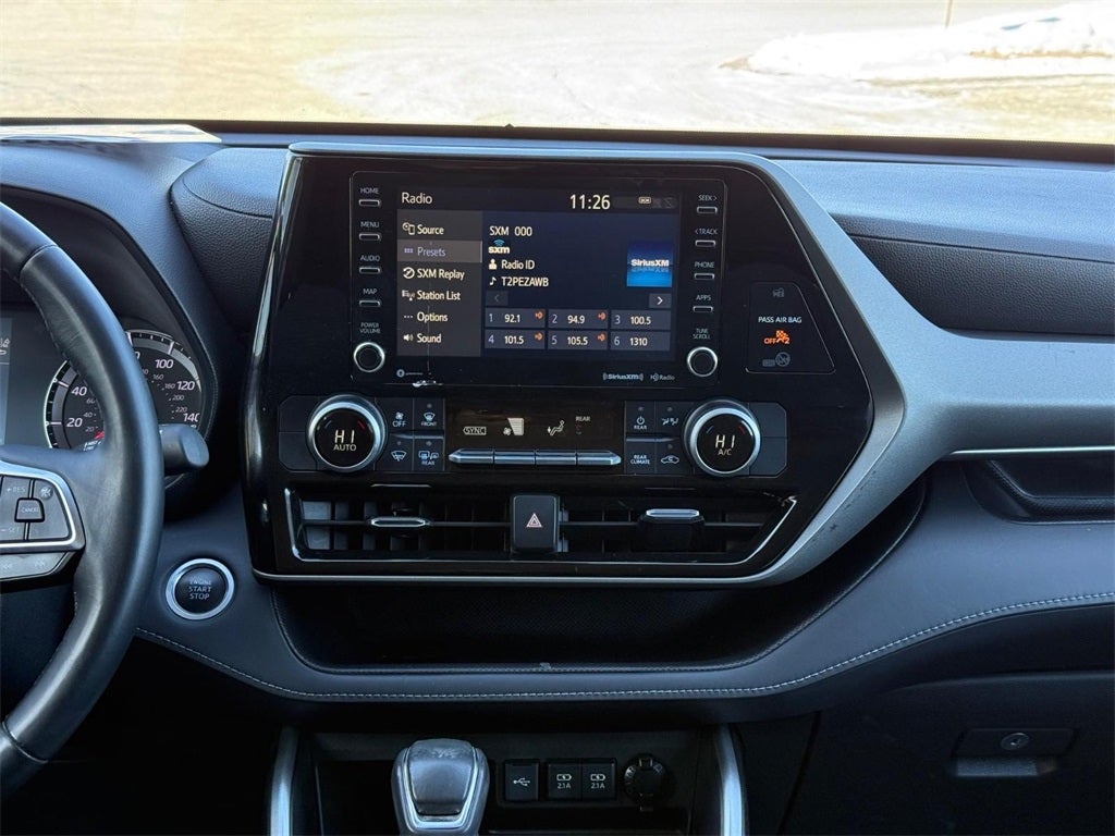 2021 Toyota Highlander LE