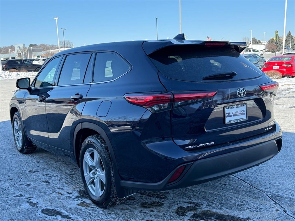 2021 Toyota Highlander LE