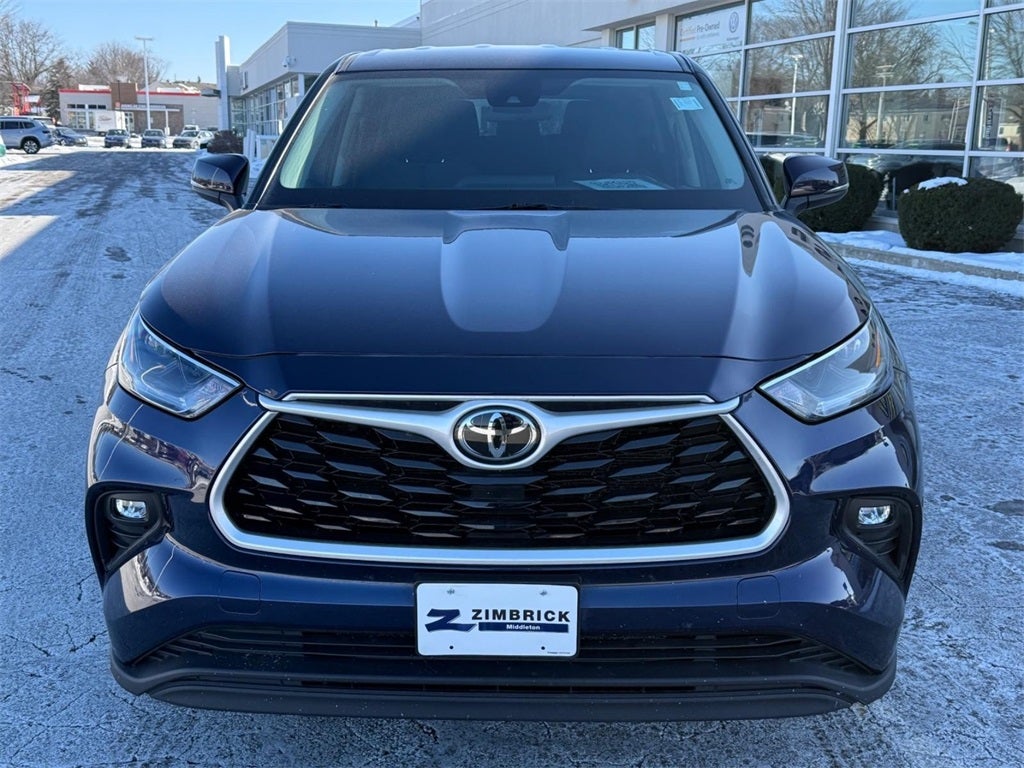 2021 Toyota Highlander LE