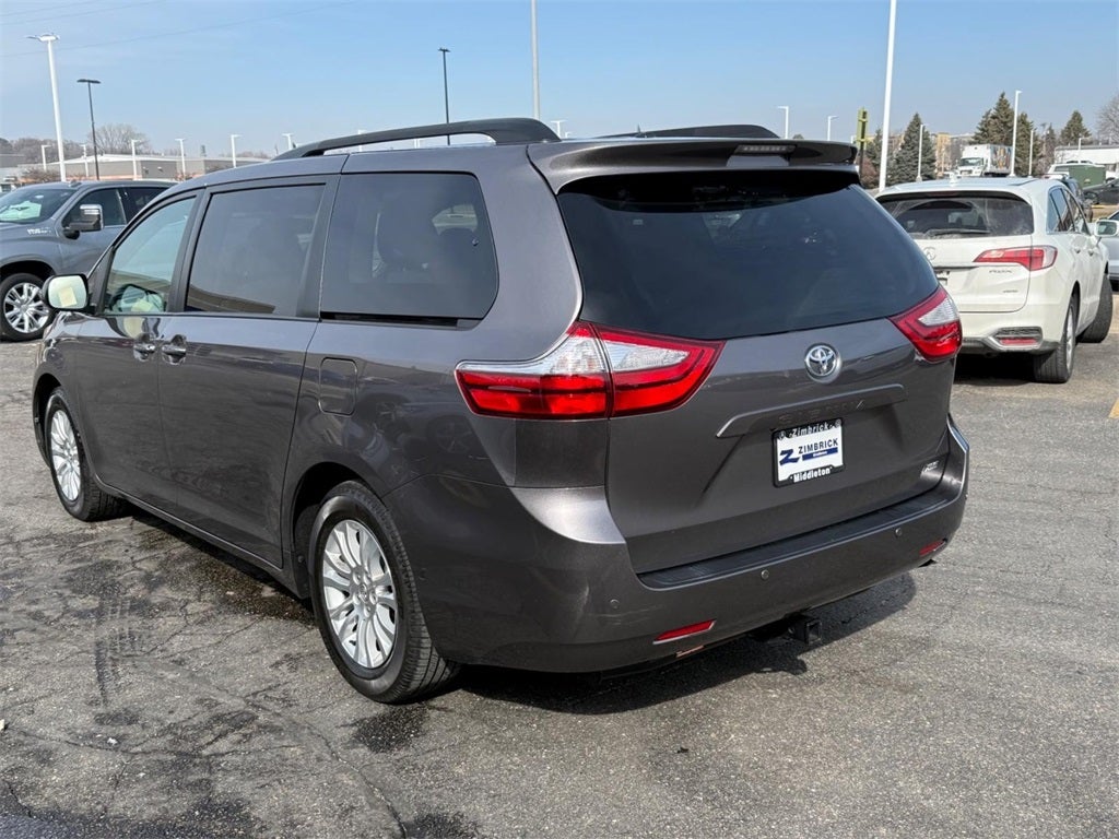 2016 Toyota Sienna L 7 Passenger