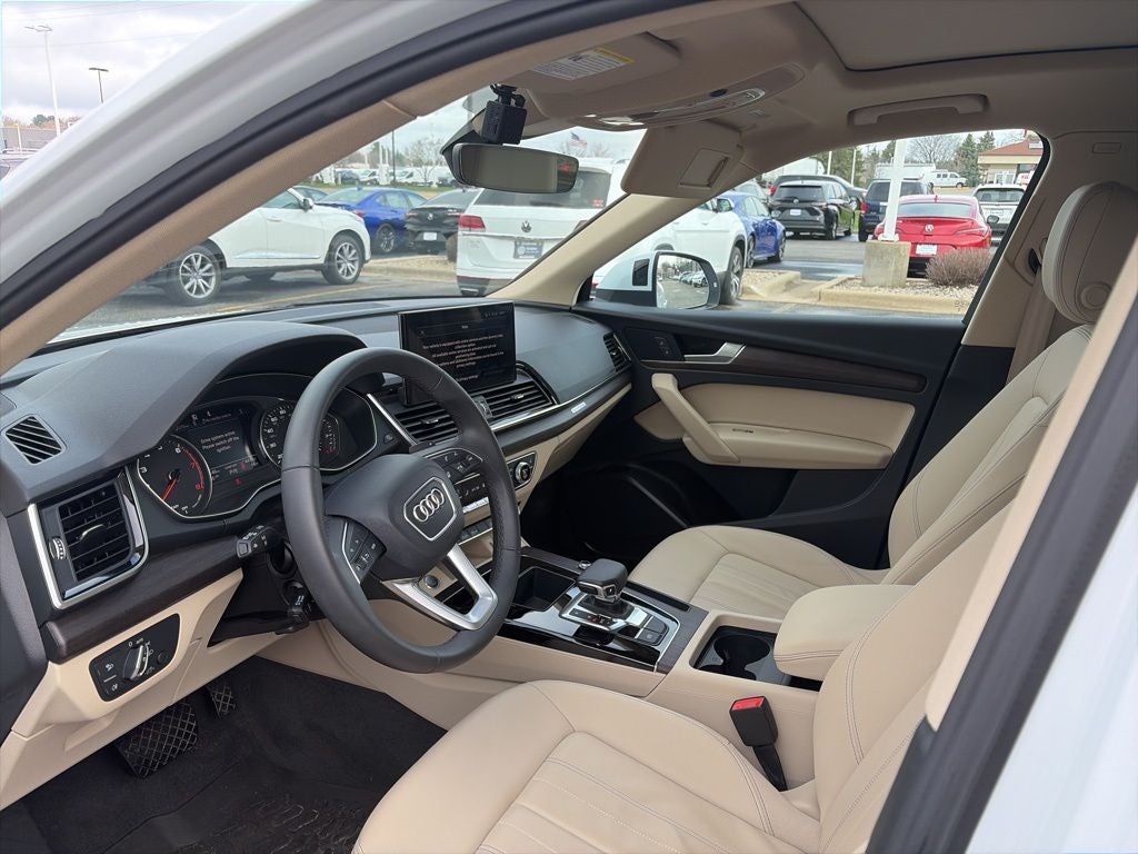 2023 Audi Q5 45 S line Premium quattro