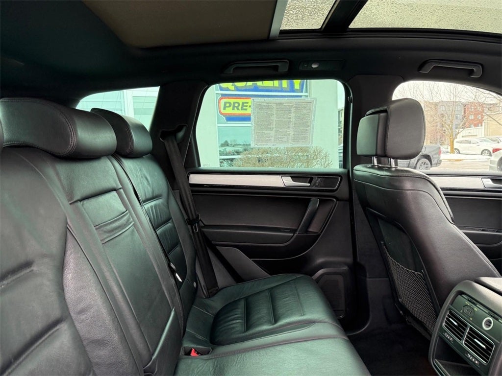 2017 Volkswagen Touareg V6 4Motion