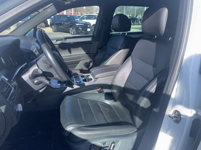2017 Volkswagen Touareg V6 4Motion