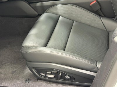 2025 Porsche Taycan 4