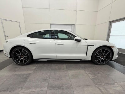 2025 Porsche Taycan 4