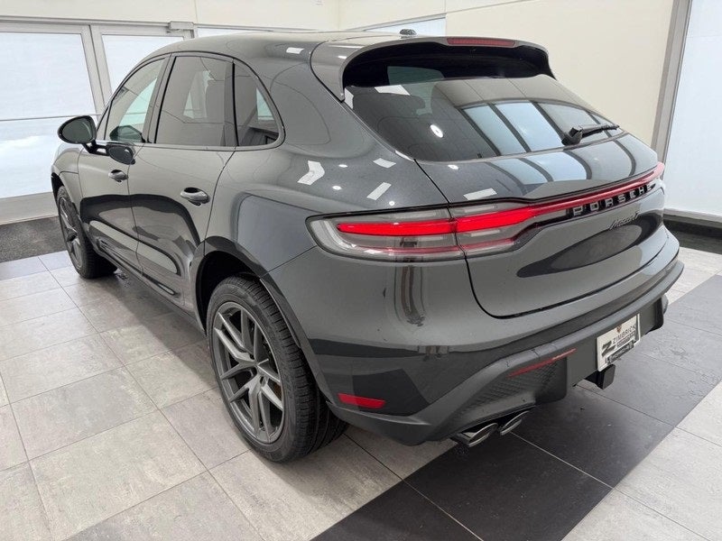 2025 Porsche Macan Base