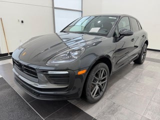 2025 Porsche Macan Base