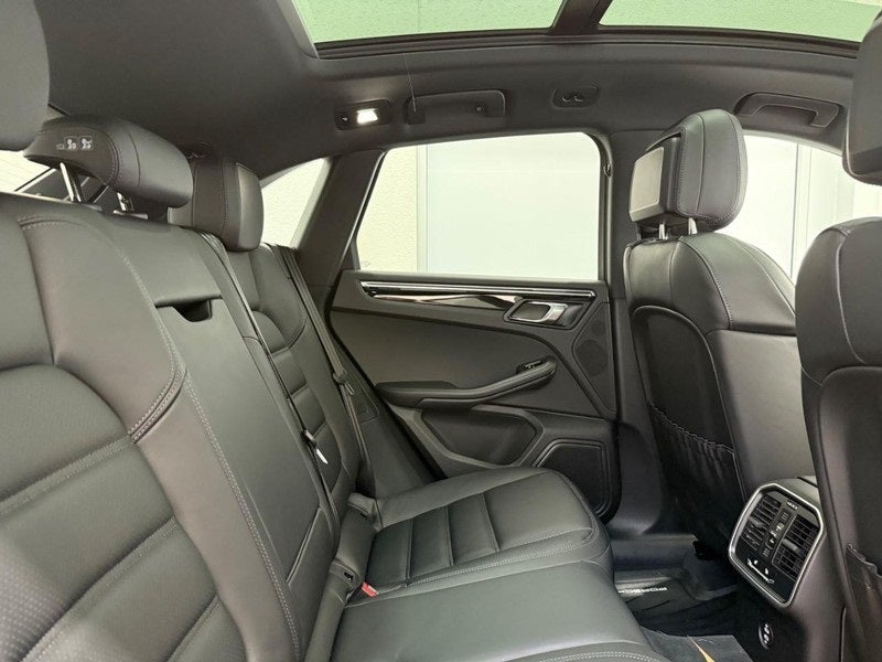 2025 Porsche Macan T