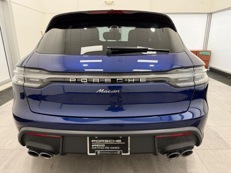 2025 Porsche Macan Base