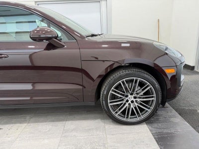 2025 Porsche Macan Base