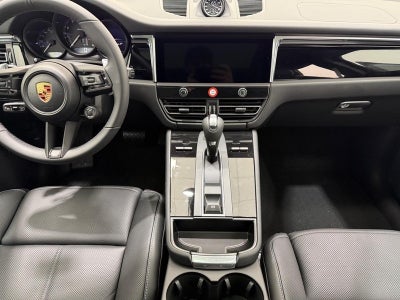 2026 Porsche Macan T