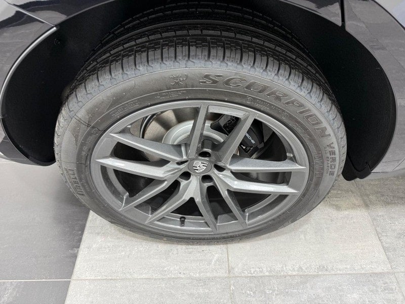 2026 Porsche Macan T