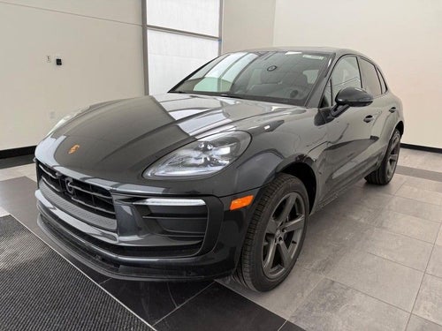 2026 Porsche Macan Base