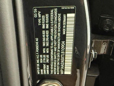 2026 Porsche Macan Base