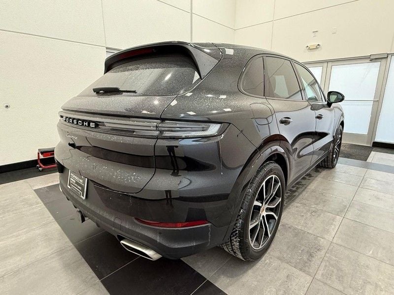 2025 Porsche Cayenne Base