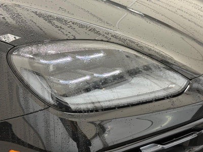 2024 Porsche Cayenne Base