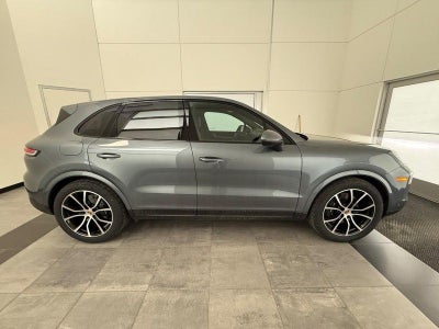 2026 Porsche Cayenne Base