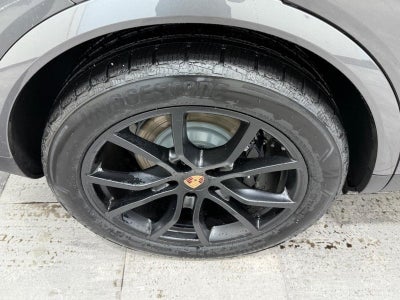 2026 Porsche Cayenne Base